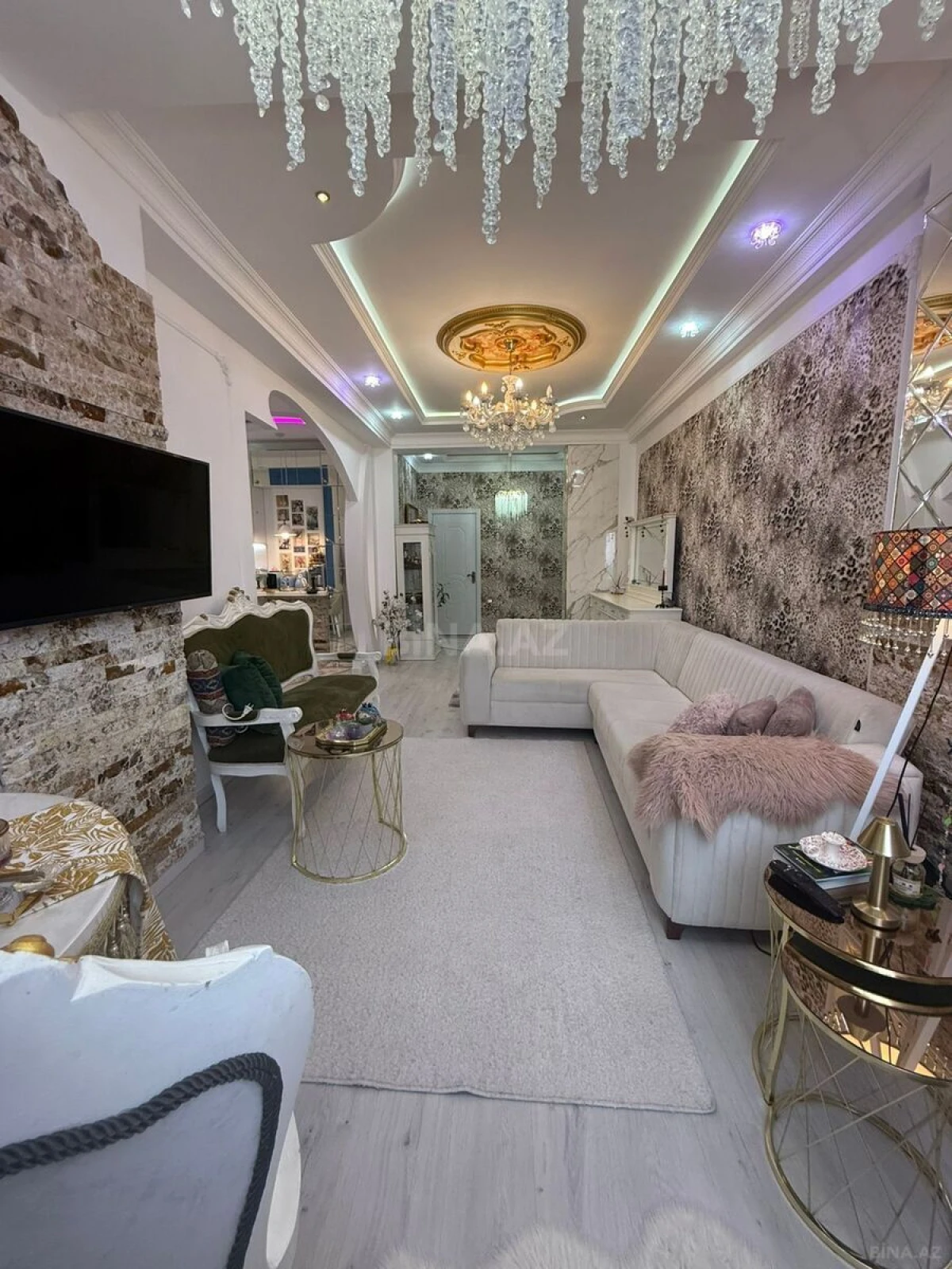 Satılır 3 otaqlı mənzil 95 m²