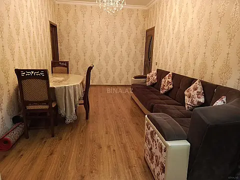 Satılır 5 otaqlı mənzil 120 m²
