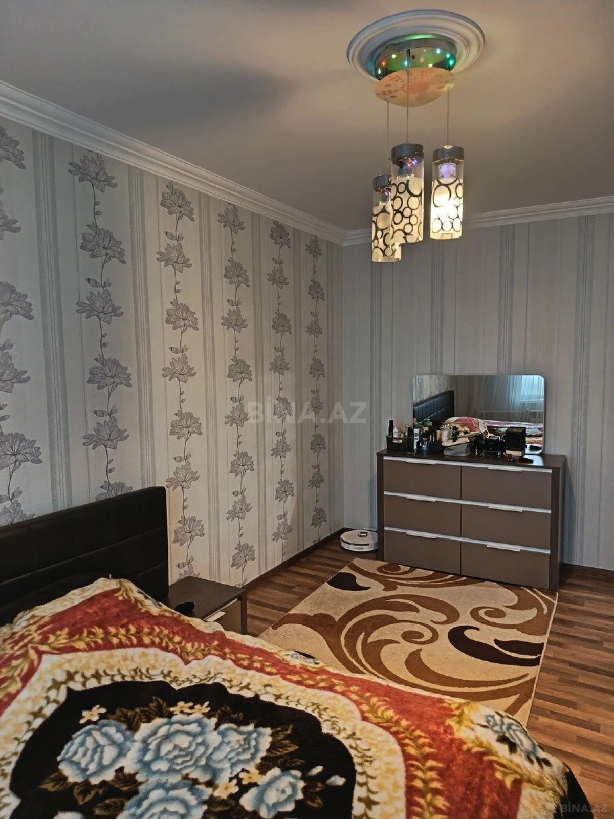 Satılır 3 otaqlı mənzil 100 m²