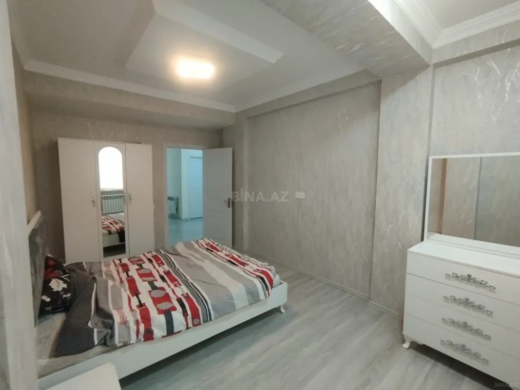 Kirayə verilir 3 otaqlı mənzil 120 m²