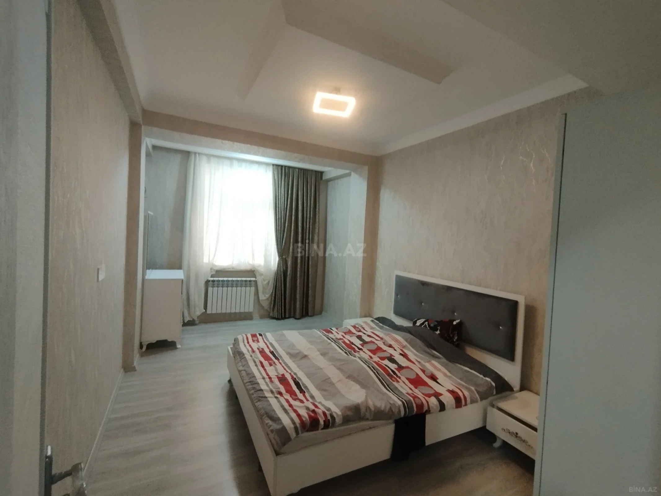 Kirayə verilir 3 otaqlı mənzil 120 m²