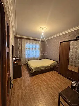 Satılır 4 otaqlı mənzil 100 m²