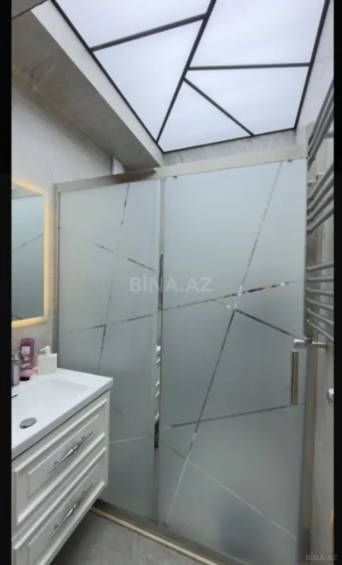 Satılır 3 otaqlı mənzil 105 m²