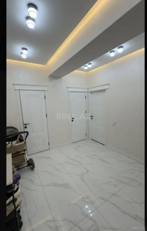 Satılır 3 otaqlı mənzil 105 m²