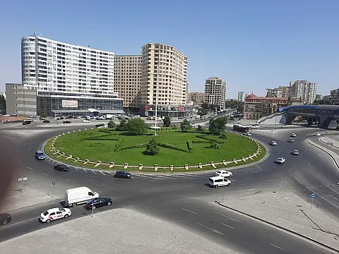 Satılır 3 otaqlı mənzil 105 m² — Bakı, Əhmədli 3 otaq 105.00 m²