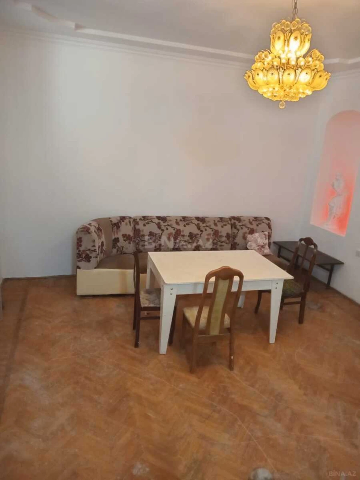 Satılır 2 otaqlı mənzil 80 m²