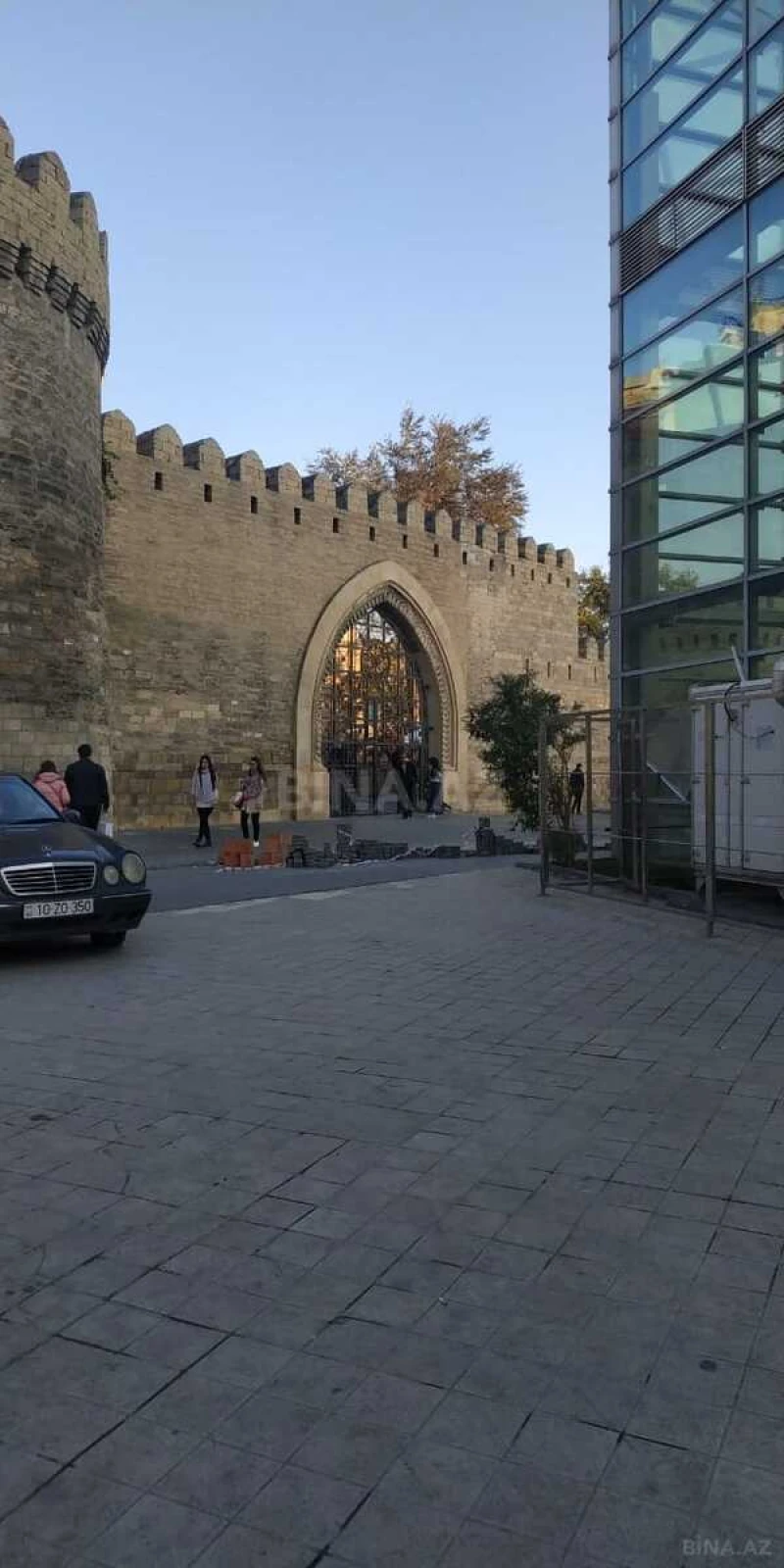 Satılır 2 otaqlı mənzil 80 m²