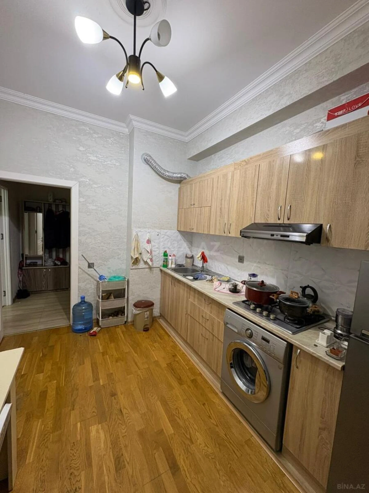 Satılır 2 otaqlı mənzil 63 m²