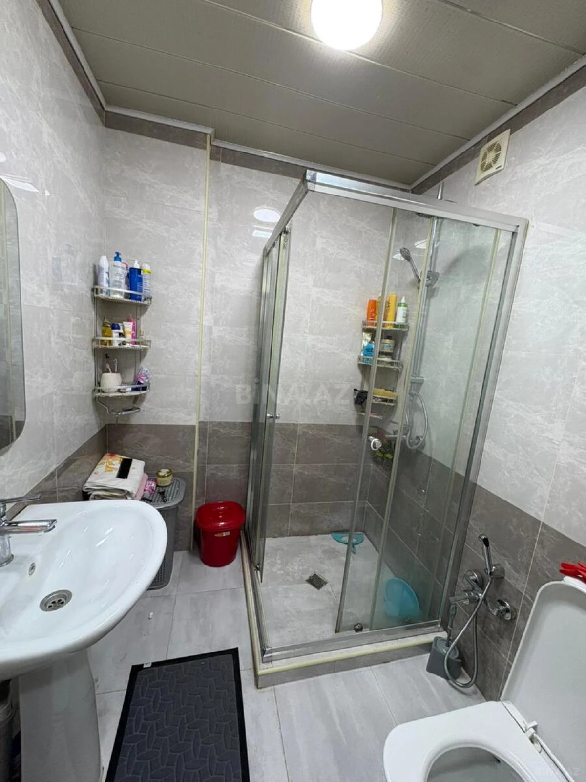 Satılır 2 otaqlı mənzil 63 m²