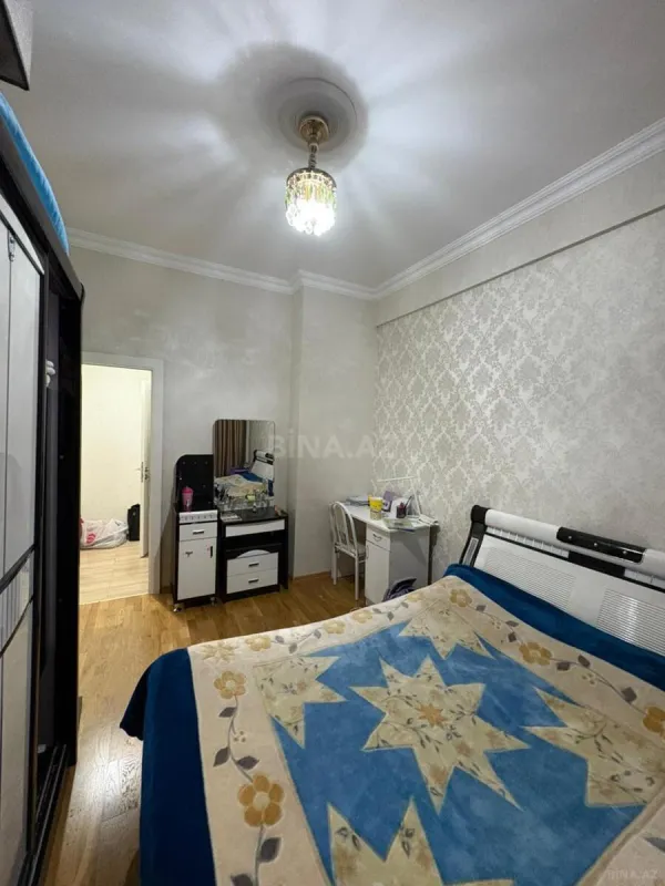 Satılır 2 otaqlı mənzil 63 m²