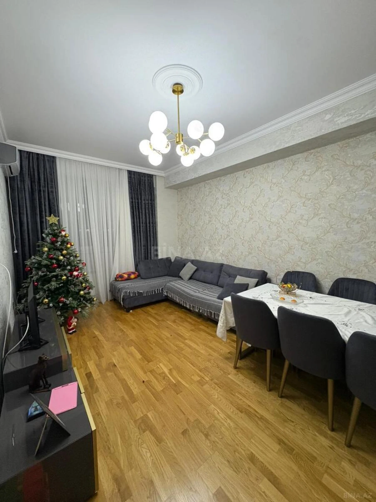 Satılır 2 otaqlı mənzil 63 m²