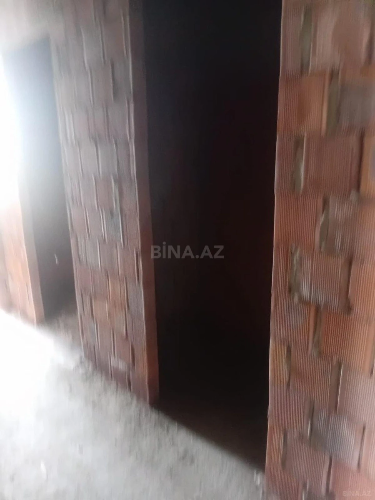 Satılır 3 otaqlı mənzil 57 m²