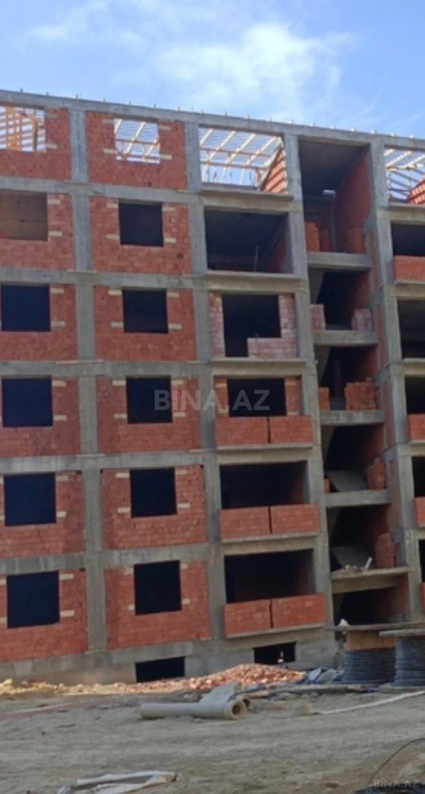 Satılır 3 otaqlı mənzil 57 m²