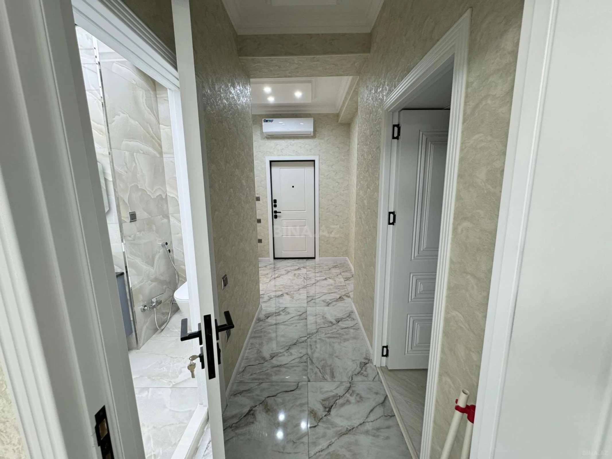 Kirayə verilir 2 otaqlı mənzil 70 m²