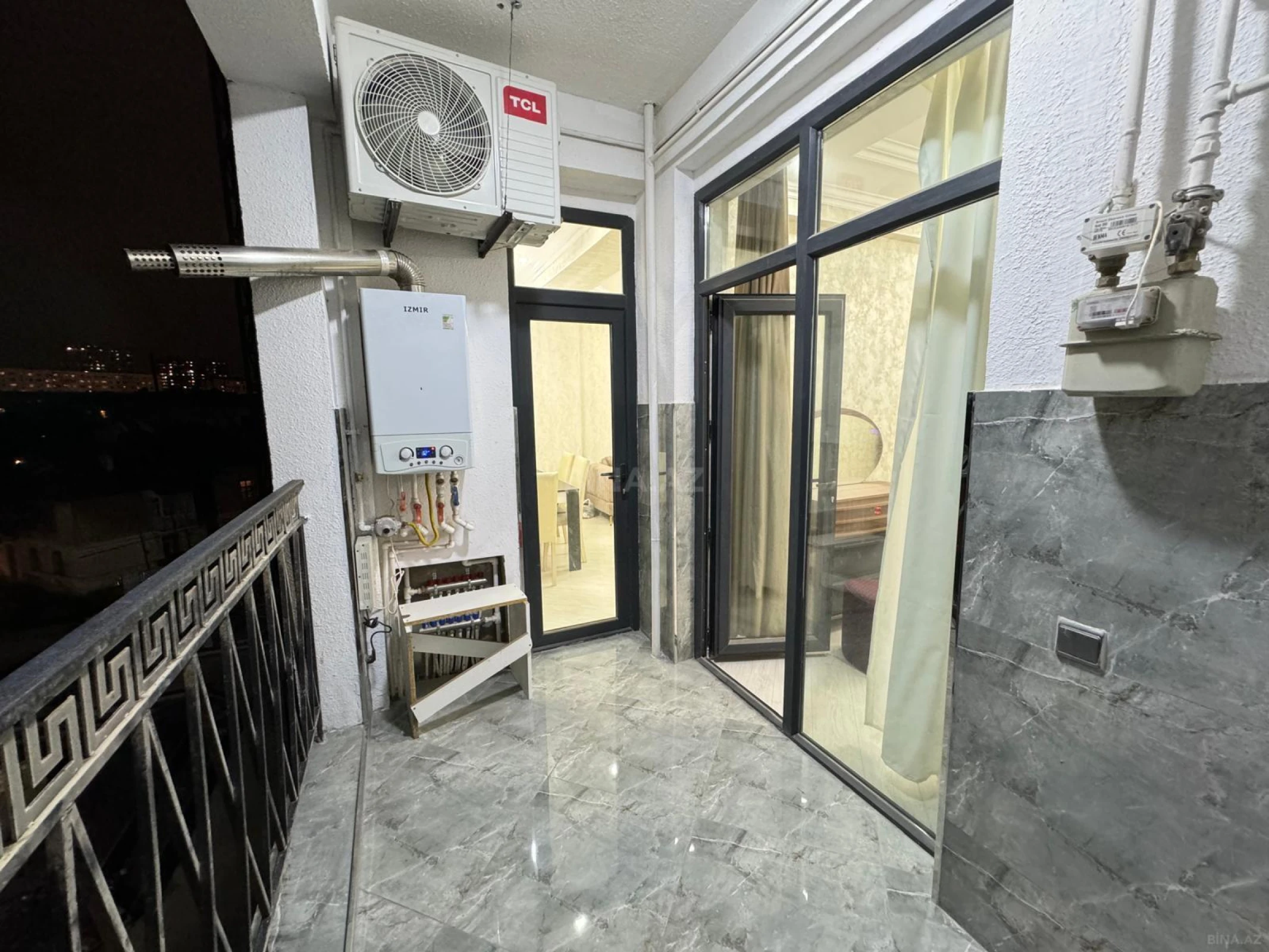 Kirayə verilir 2 otaqlı mənzil 70 m²