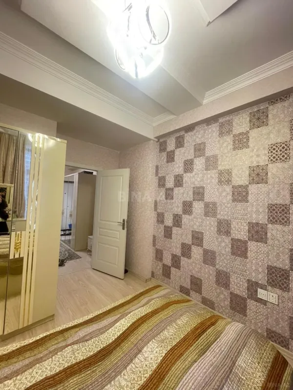 Satılır 2 otaqlı mənzil 58 m²
