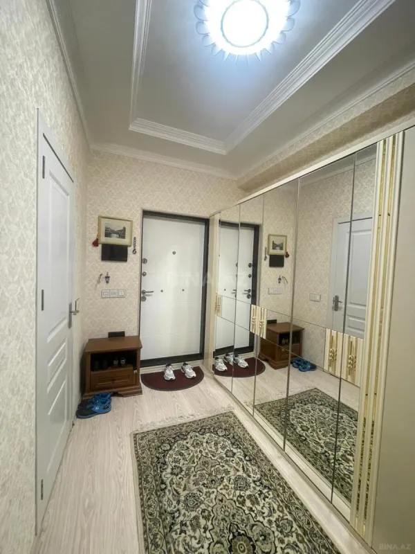 Satılır 2 otaqlı mənzil 58 m²