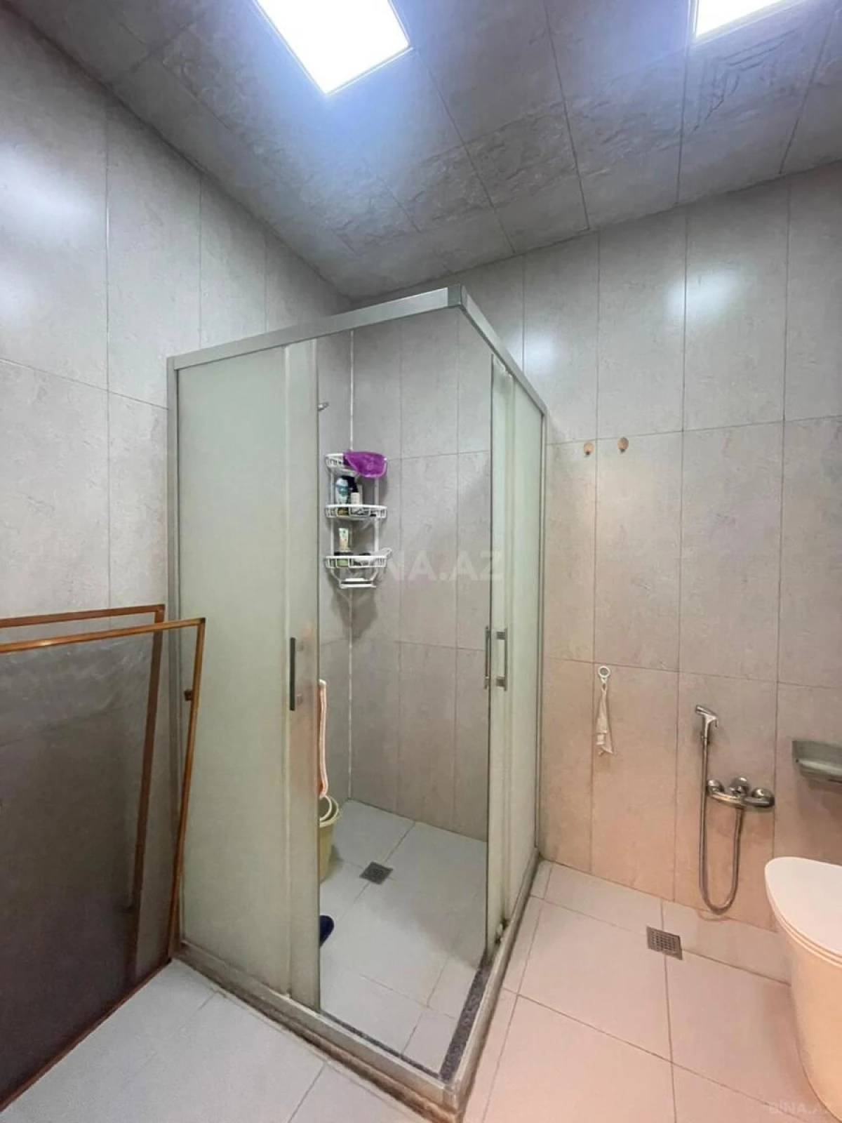 Satılır 2 otaqlı mənzil 58 m²