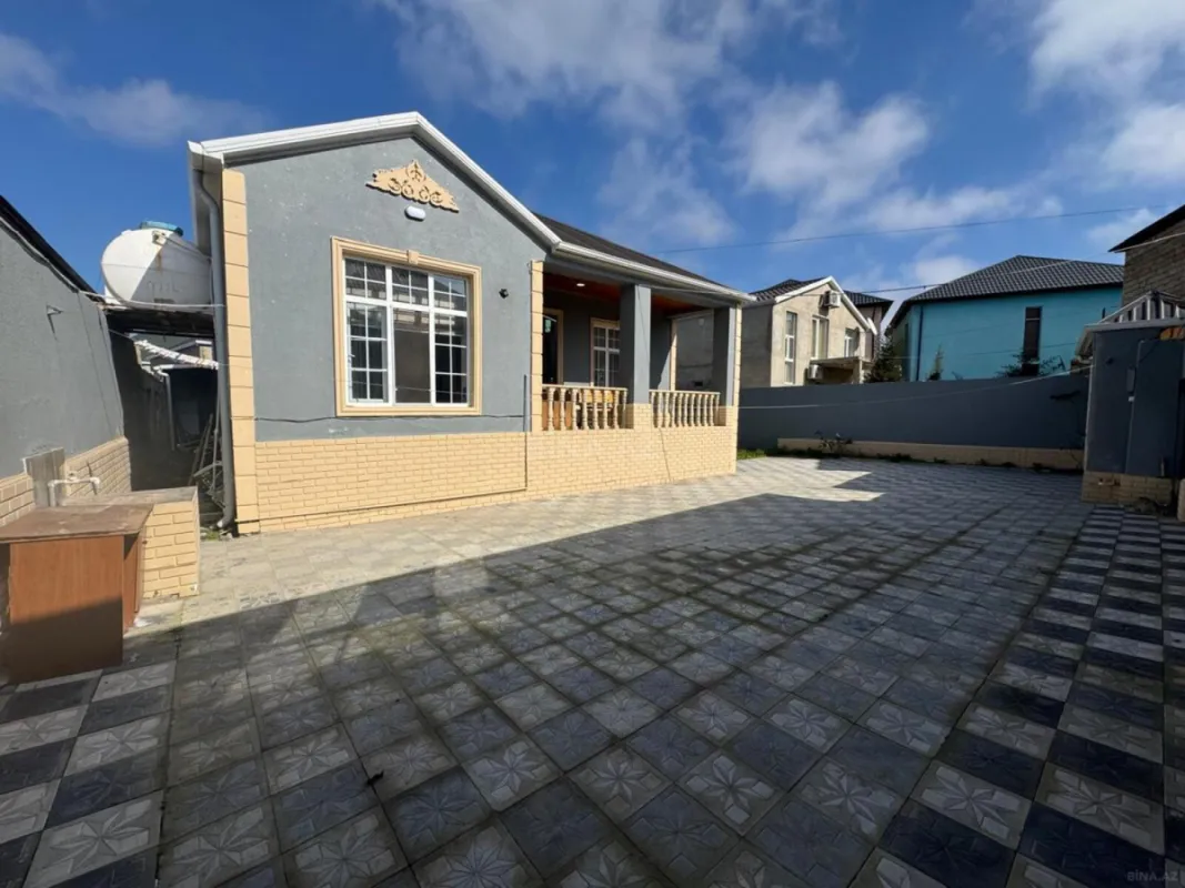 Satılır 4 otaqlı həyət evi 130 m²