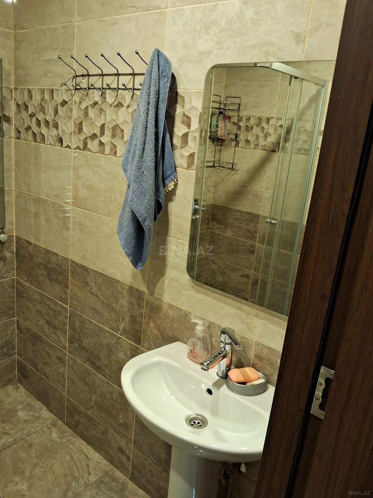 Kirayə verilir 2 otaqlı mənzil 63 m²