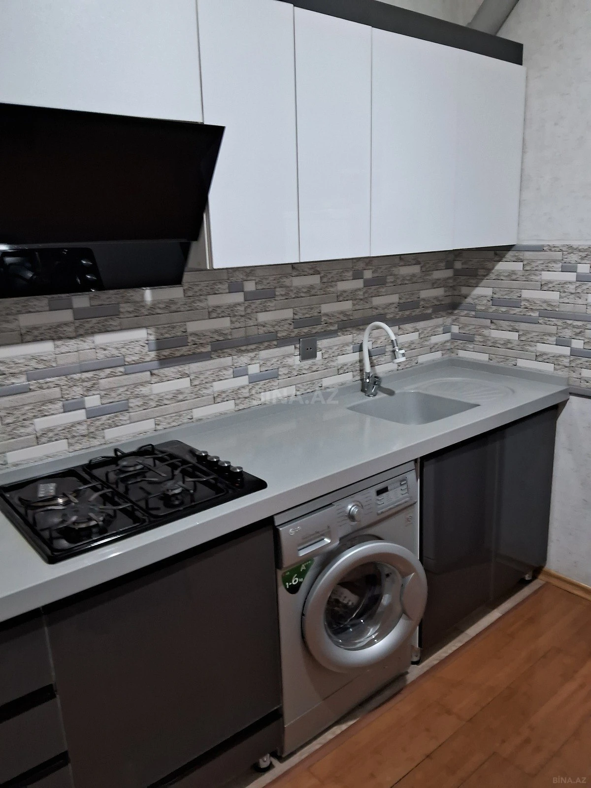 Kirayə verilir 2 otaqlı mənzil 63 m²