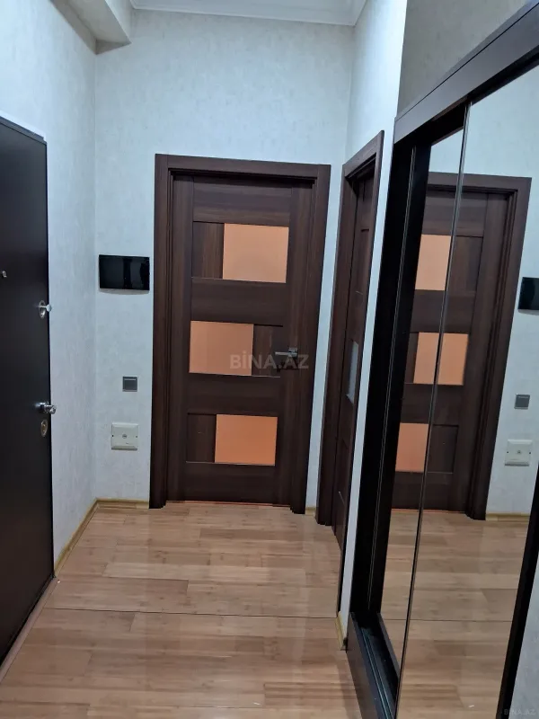 Kirayə verilir 2 otaqlı mənzil 63 m²