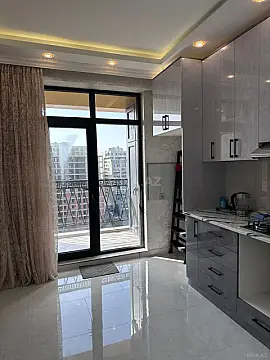 Kirayə verilir 3 otaqlı mənzil 120 m²