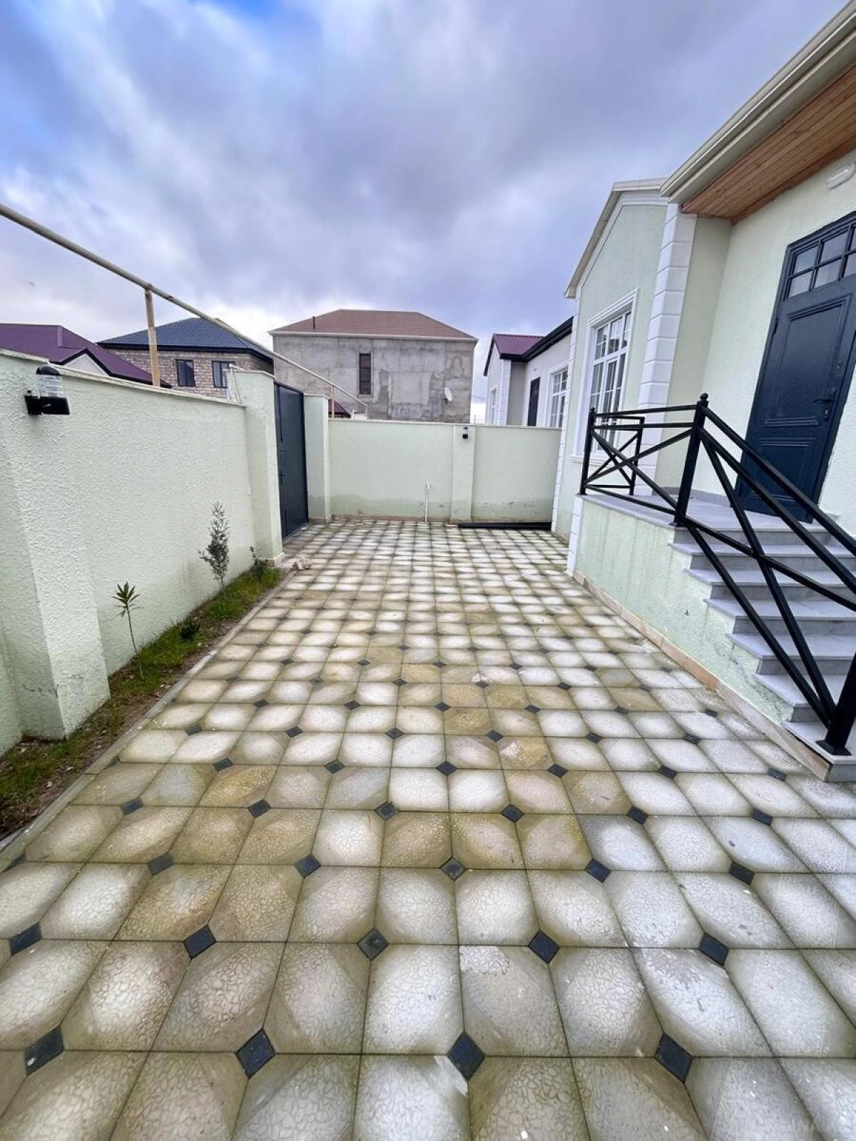 Satılır 3 otaqlı həyət evi 104 m²