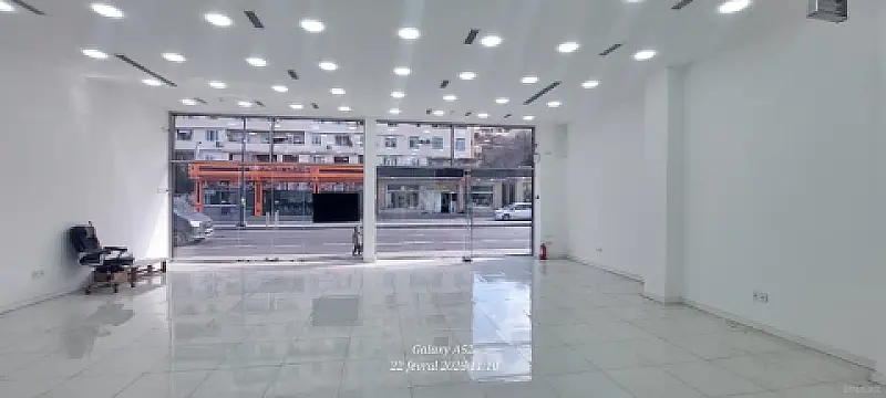 Kirayə verilir obyekt 103 m²