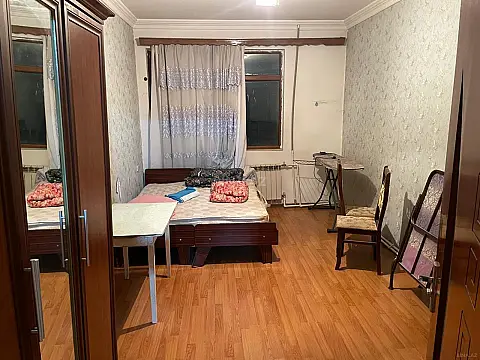 Kirayə verilir 2 otaqlı mənzil 50 m²