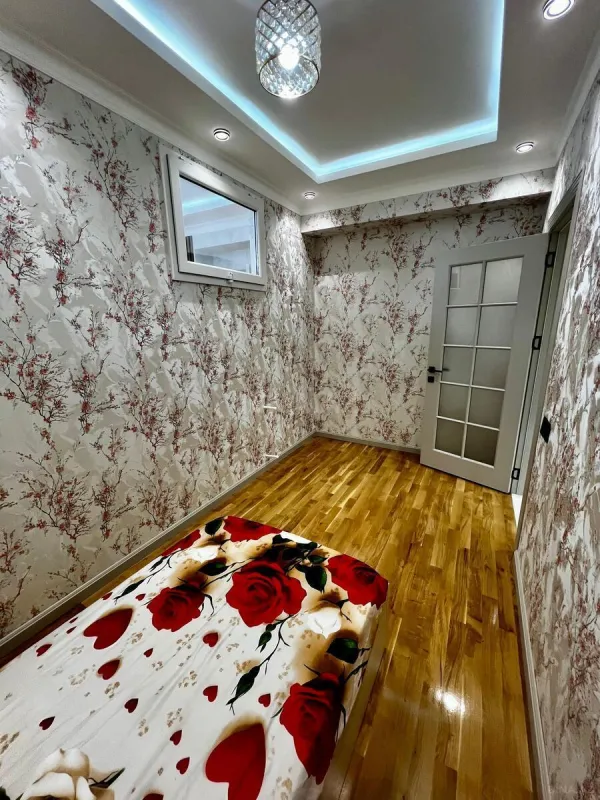 Satılır 3 otaqlı mənzil 74 m²