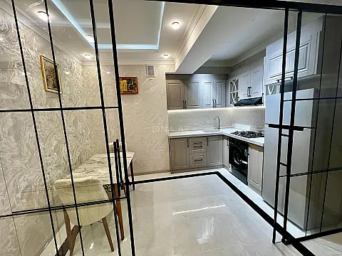 Satılır 3 otaqlı mənzil 74 m²