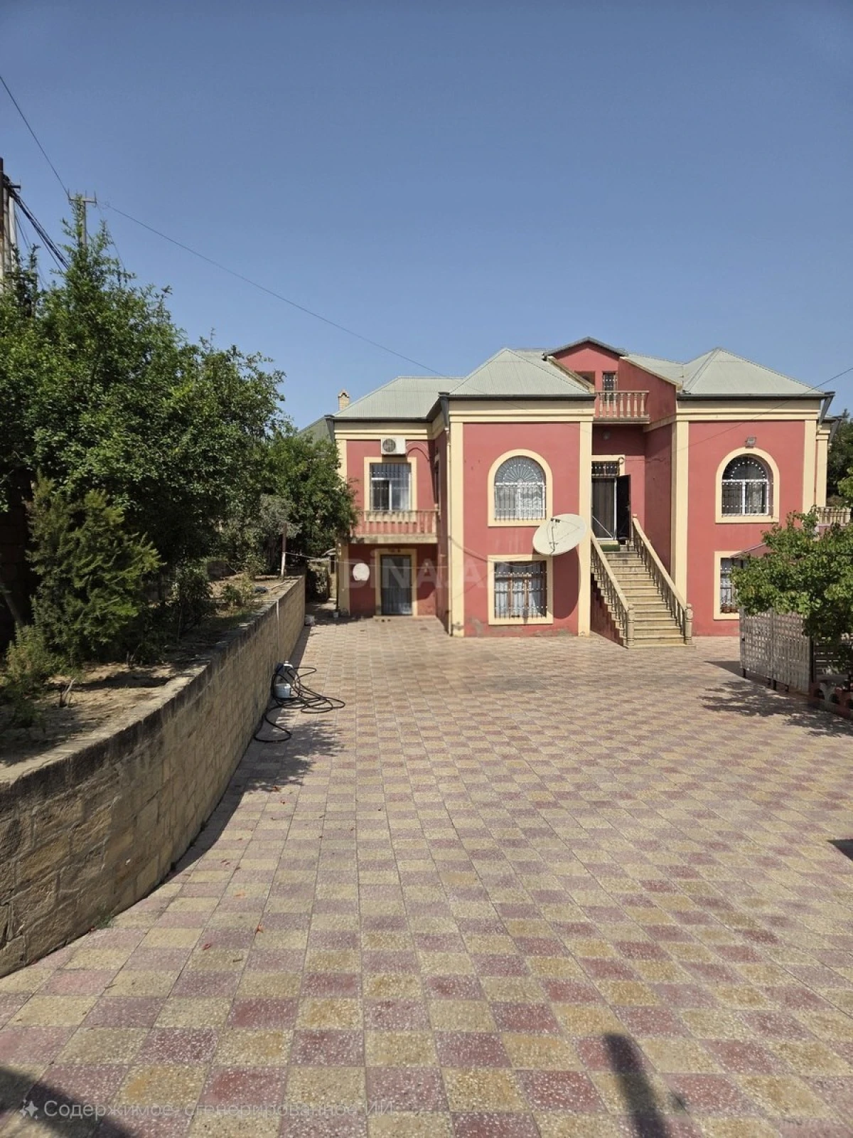 Satılır 9 otaqlı həyət evi 320 m²