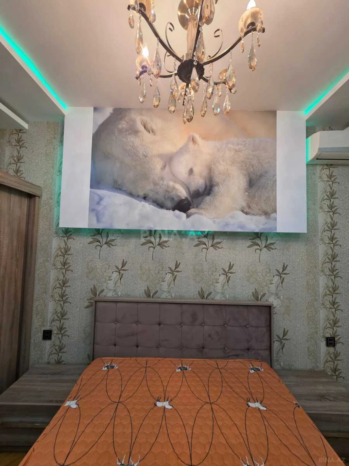 Kirayə verilir 3 otaqlı mənzil 100 m²