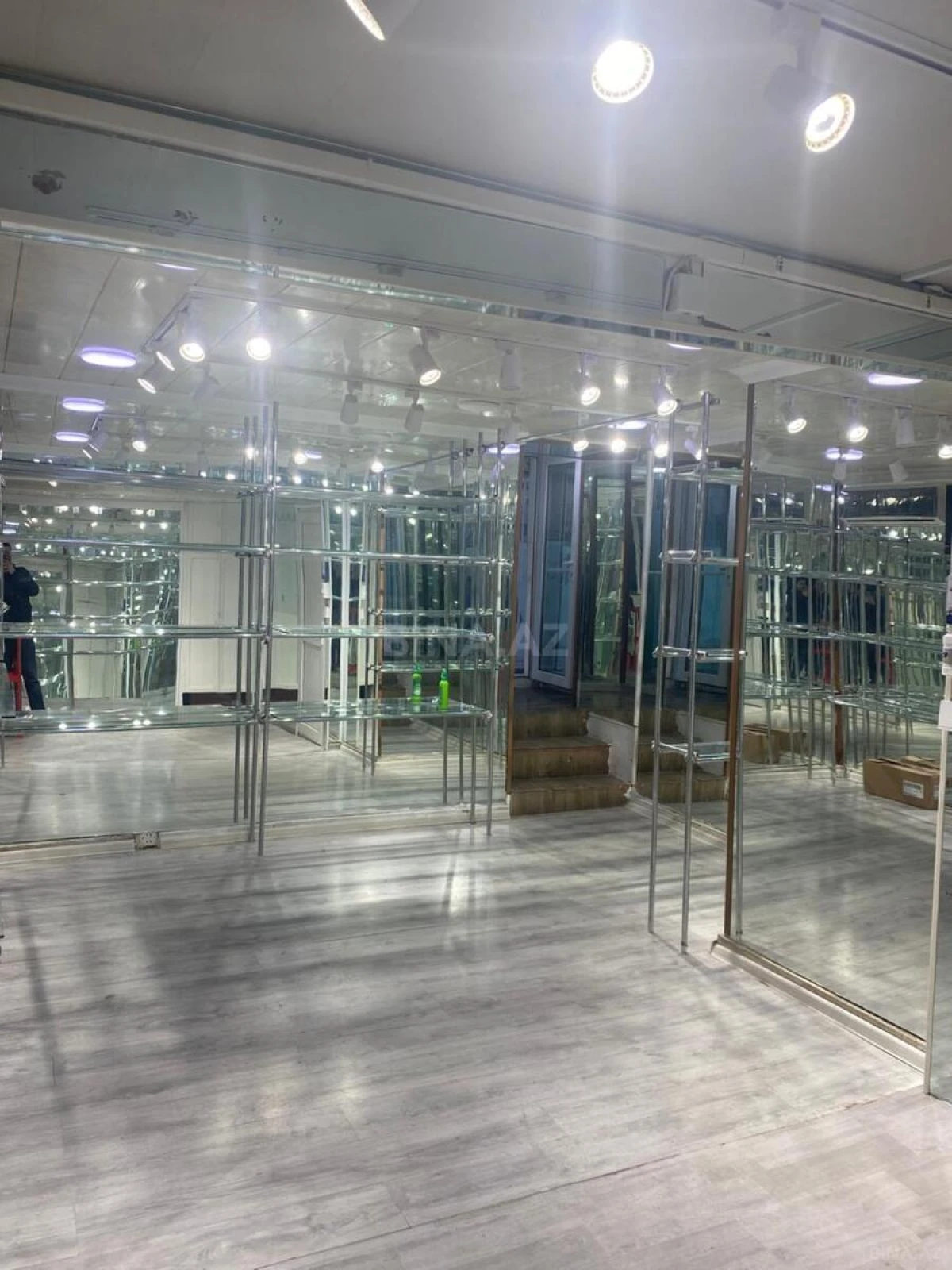 Kirayə verilir obyekt 40 m²