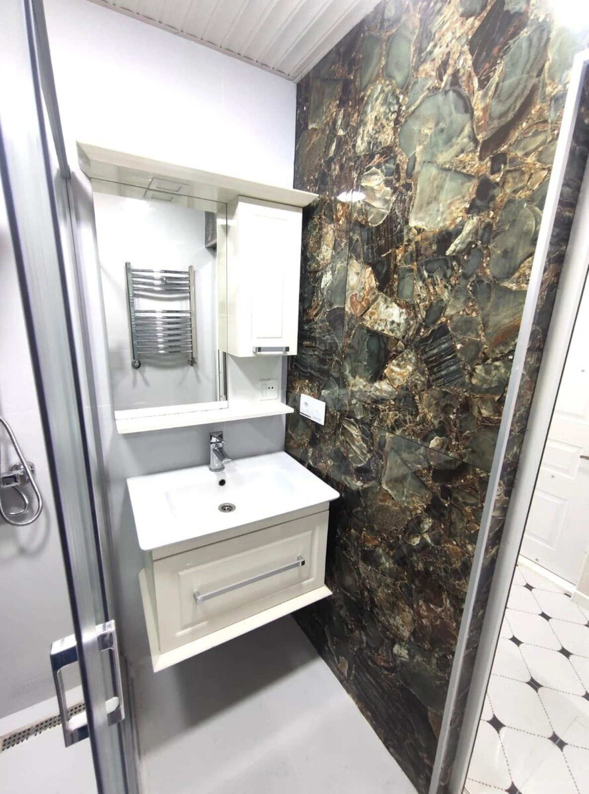 Kirayə verilir 3 otaqlı mənzil 70 m²