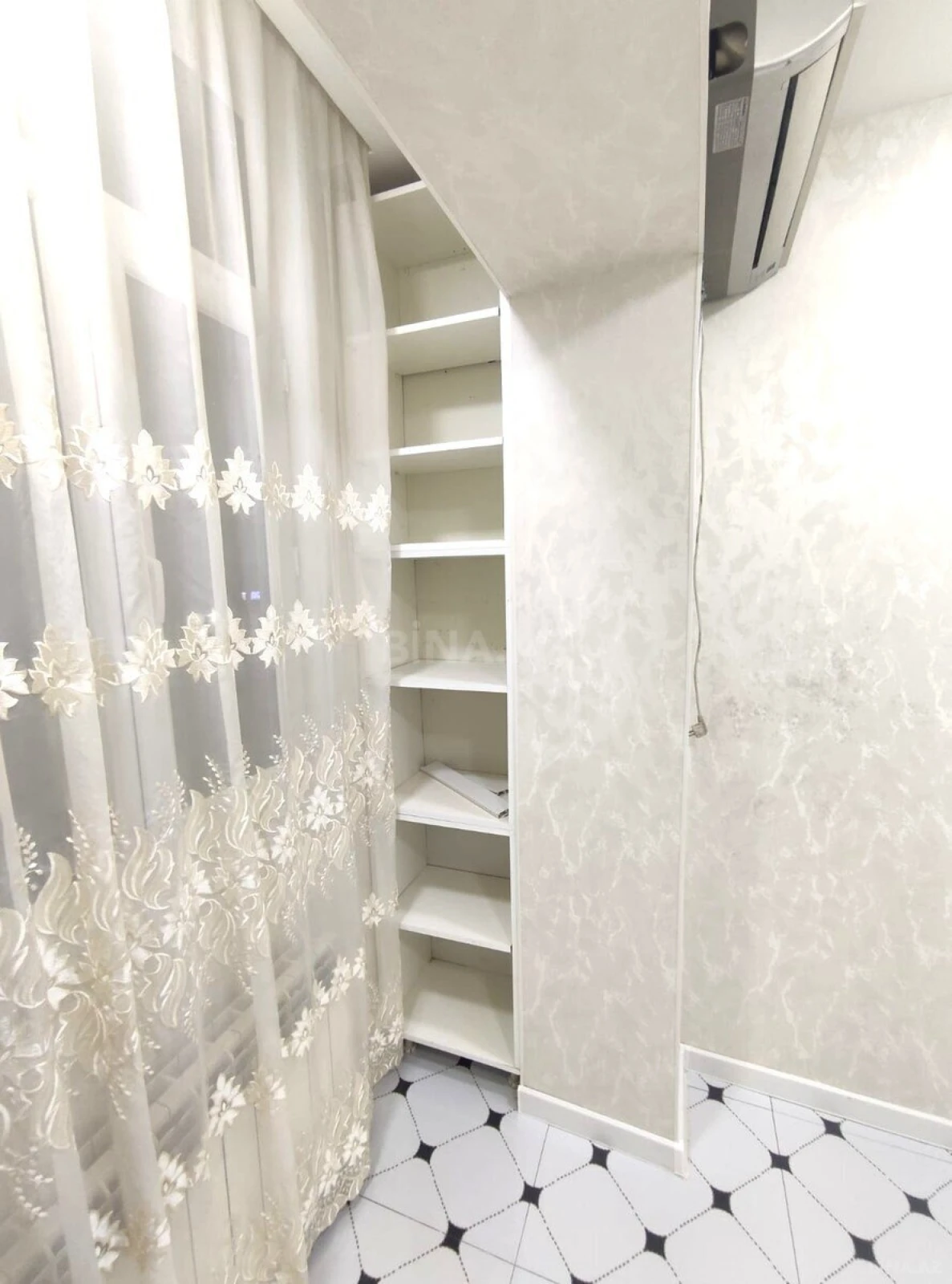 Kirayə verilir 3 otaqlı mənzil 70 m²
