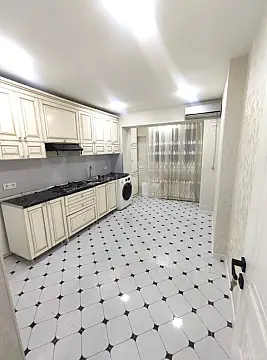 Kirayə verilir 3 otaqlı mənzil 70 m² — Bakı, Qaraçuxur 3 otaq 70.00 m²