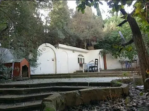 Satılır 4 otaqlı mənzil 130 m²