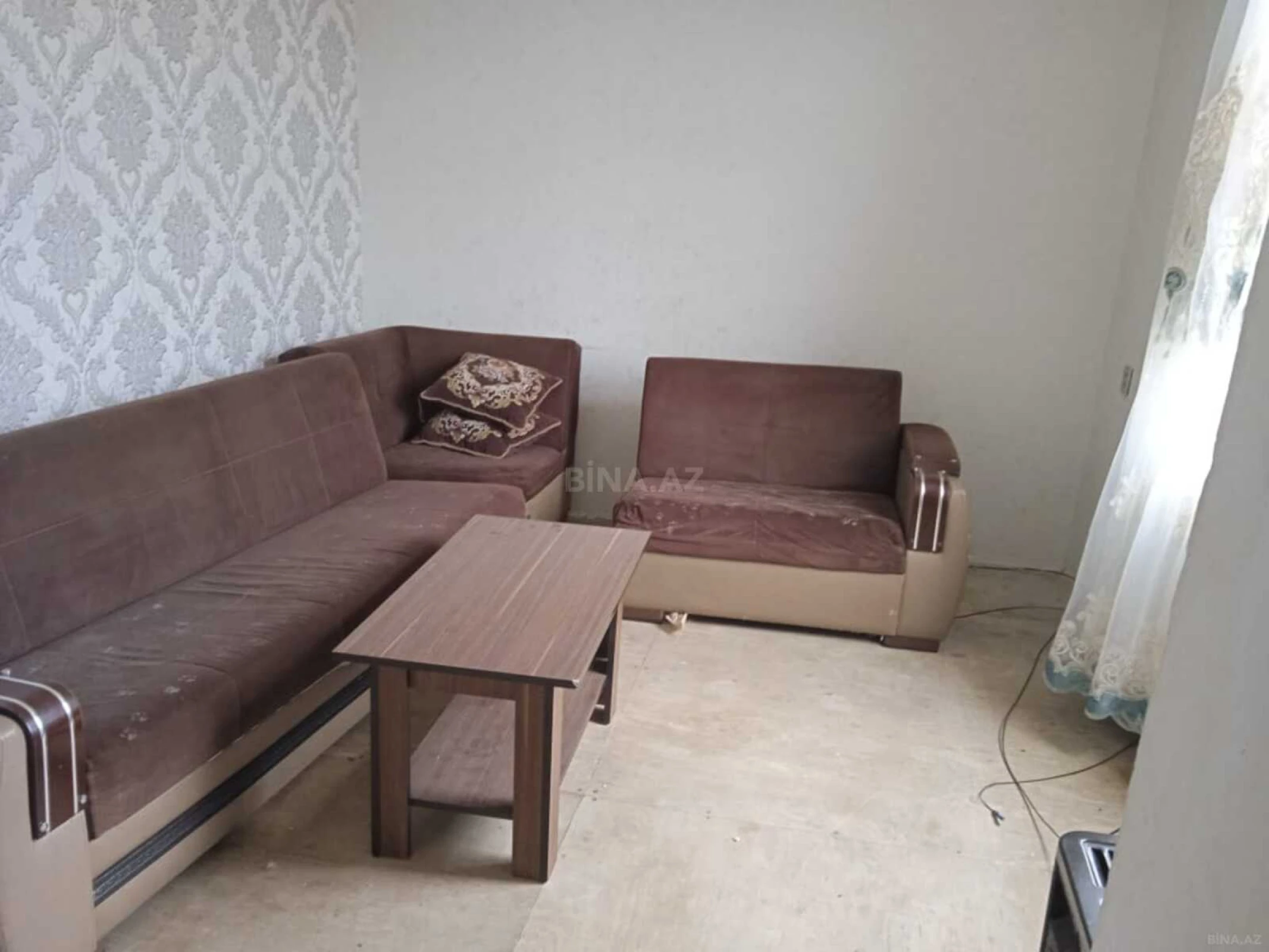 Satılır 2 otaqlı həyət evi 80 m²