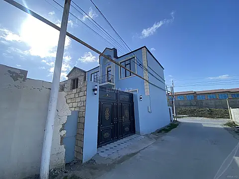 Satılır 4 otaqlı həyət evi 60 m²