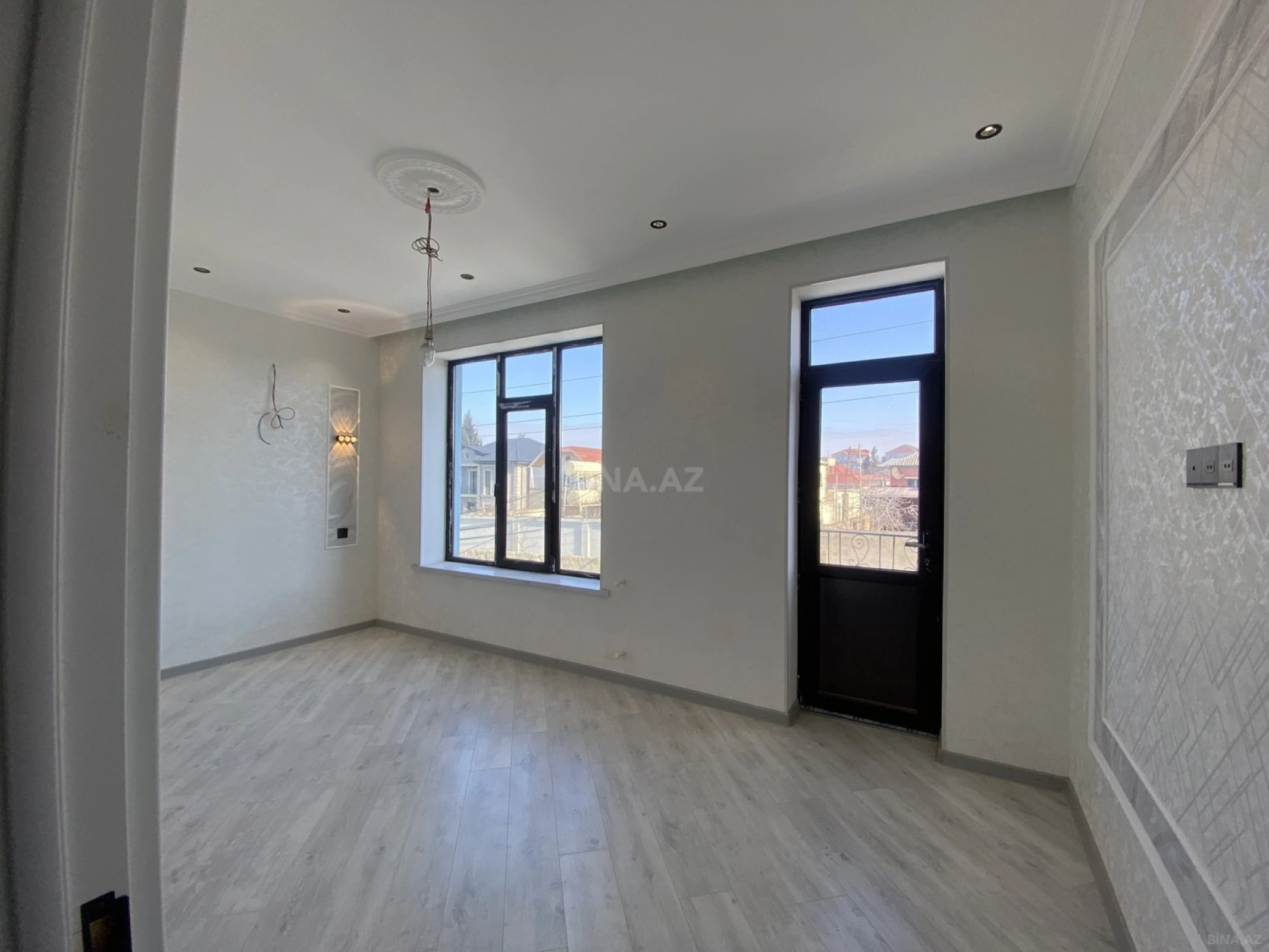 Satılır 4 otaqlı həyət evi 60 m²