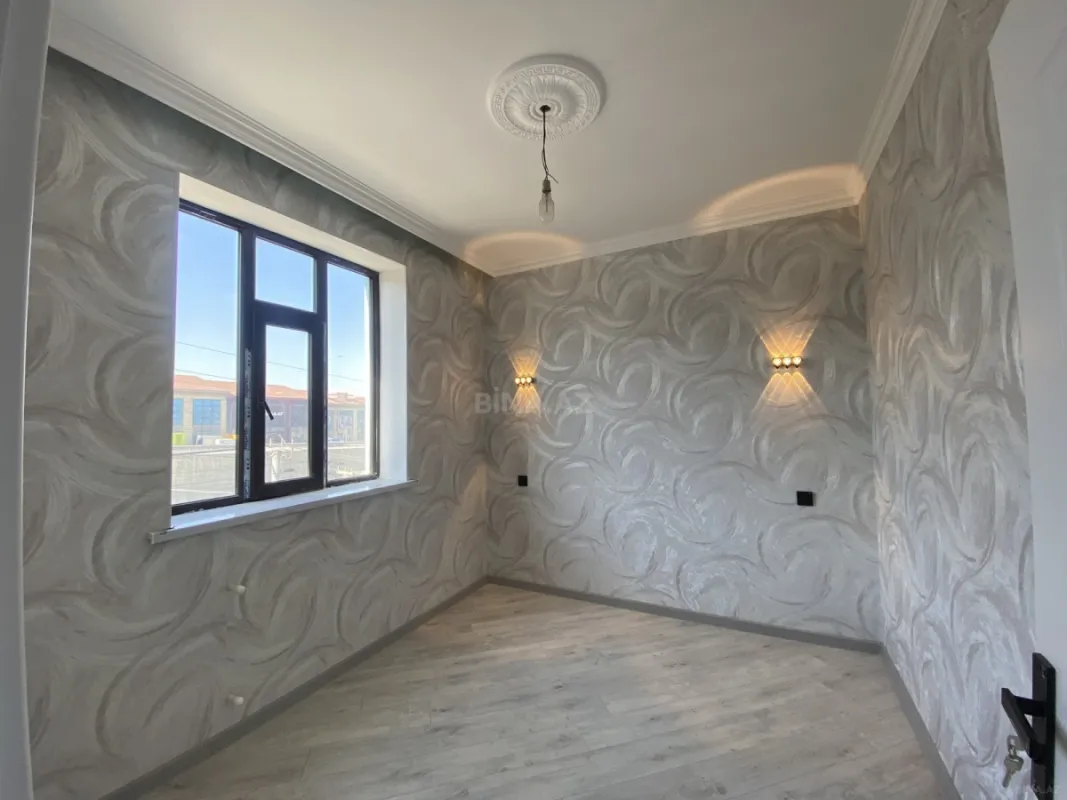Satılır 4 otaqlı həyət evi 60 m²
