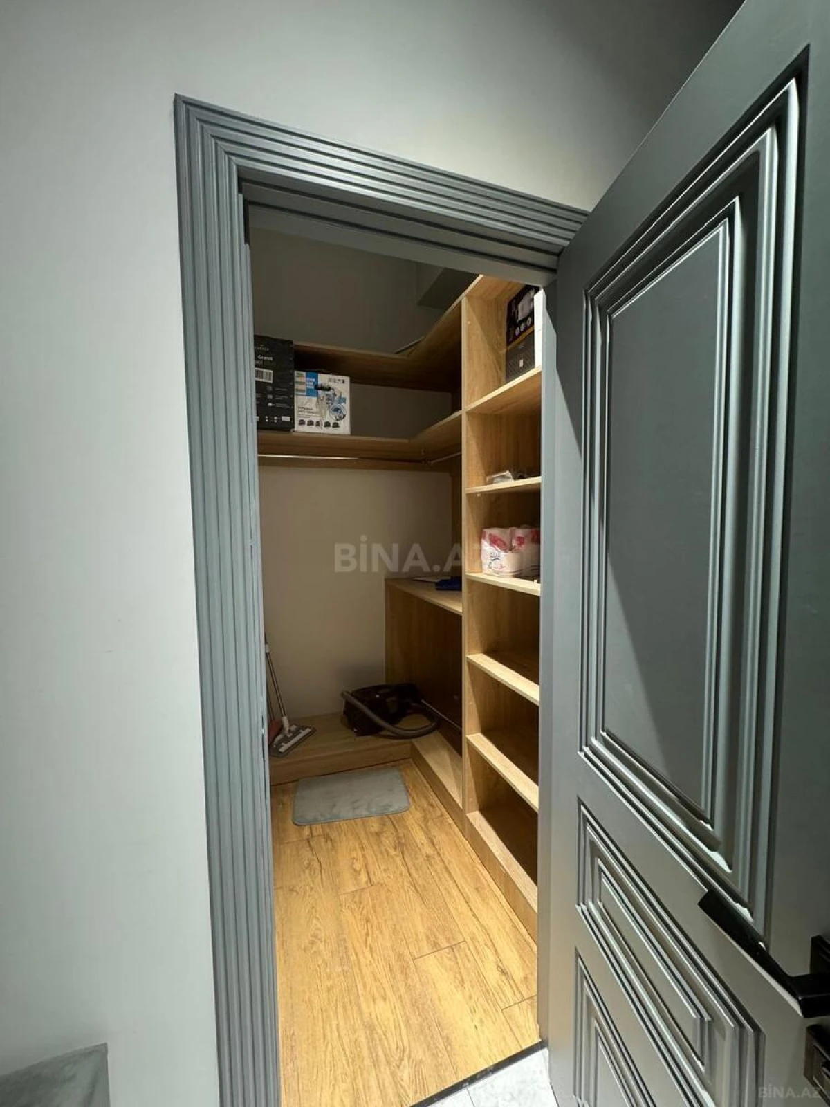 Kirayə verilir 2 otaqlı mənzil 71 m²