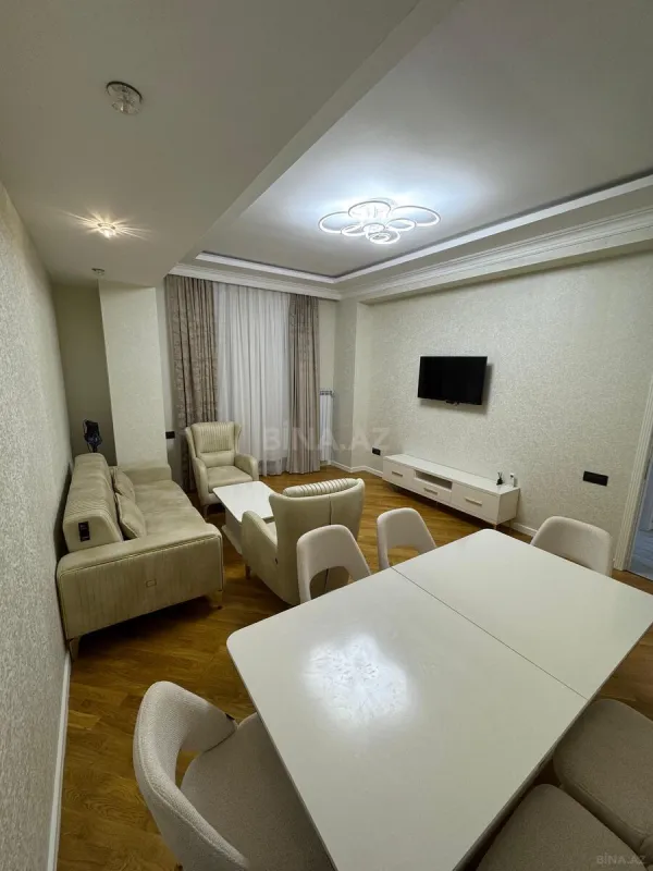 Kirayə verilir 2 otaqlı mənzil 65 m²