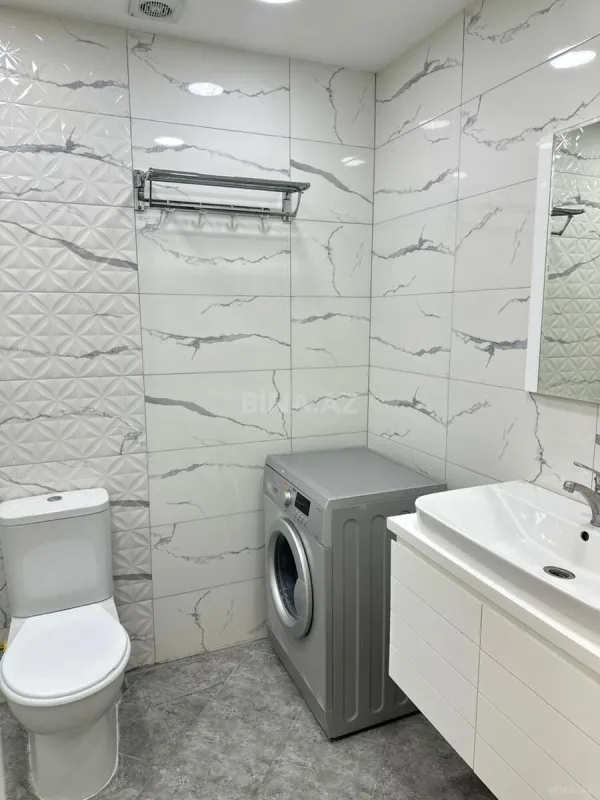 Kirayə verilir 2 otaqlı mənzil 65 m²