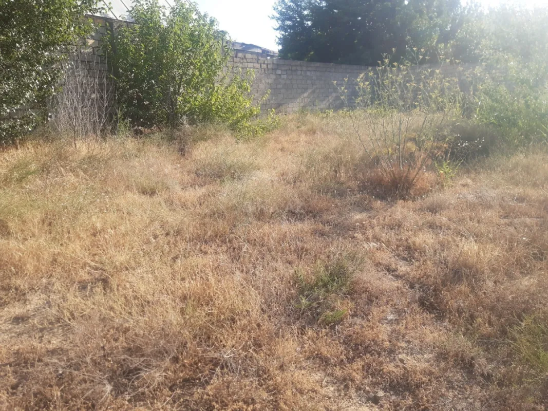 Satılır torpaq sahəsi 12 m²