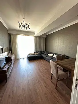 Kirayə verilir 4 otaqlı mənzil 150 m²