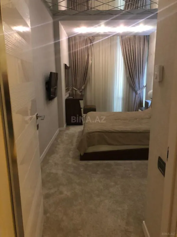 Kirayə verilir 3 otaqlı mənzil 123 m²