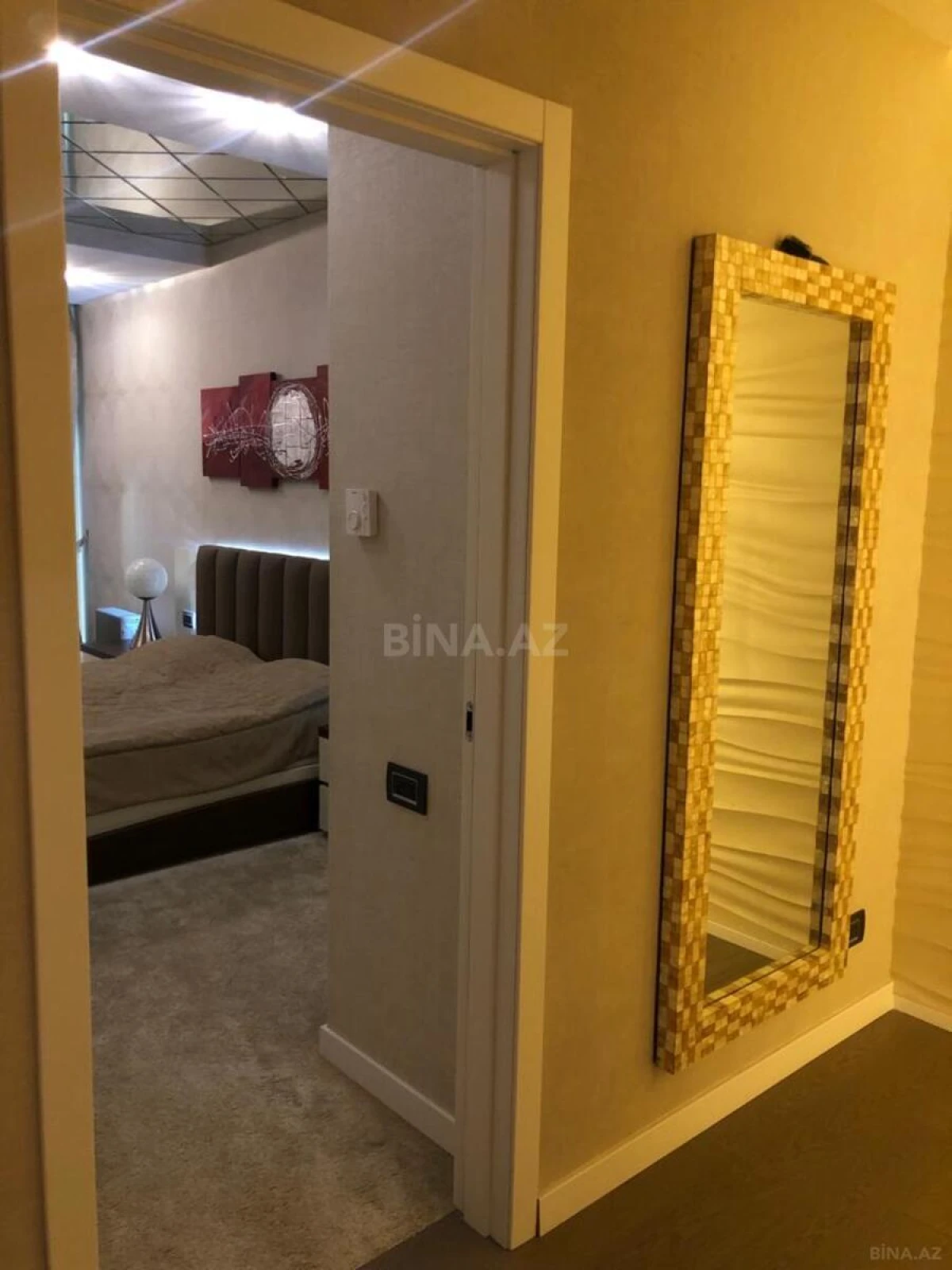 Kirayə verilir 3 otaqlı mənzil 123 m²